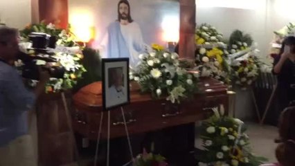 funeral profesor jirafales 2.mp4