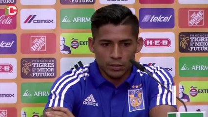Javier Aquino presume poderío de los Tigres