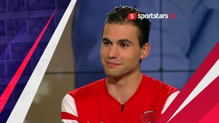 Jurnalis Prancis Romain Molina Bongkar Sisi Gelap Sepak Bola Dunia