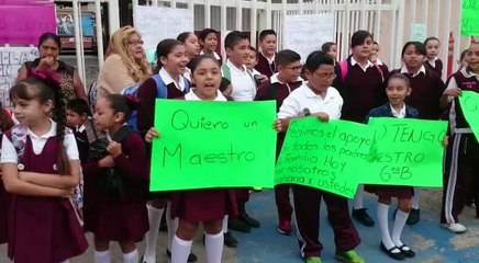 Niños exigen maestros en Tijuana