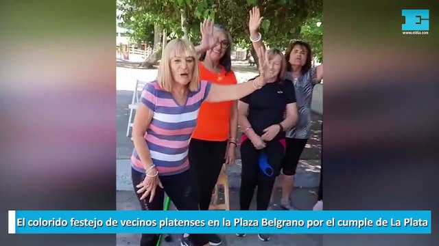 El colorido festejo de vecinos platenses en la Plaza Belgrano por el cumple de La Plata