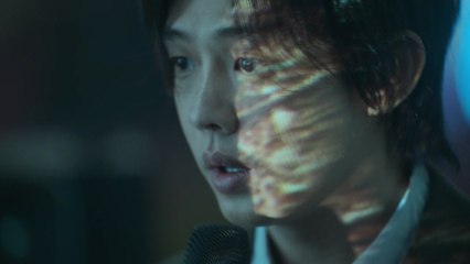 '제2의 오징어 게임' 나오나?...OTT·극장 콘텐츠 격돌 / YTN