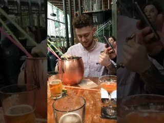 Tiny Handle Can’t Support Giant Mug