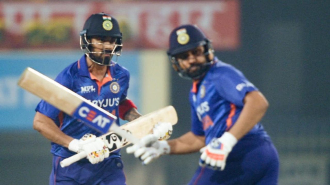India beat New Zealand by 7 wickets, win series