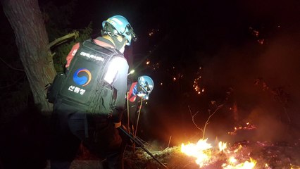충남 공주시 야산에서 산불...산림 2천㎡ 소실 / YTN