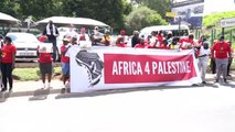 JOHANNESBURG - Güney Afrikalılar, İsrail'deki güzellik yarışmasında temsil edilmeyi protesto etti