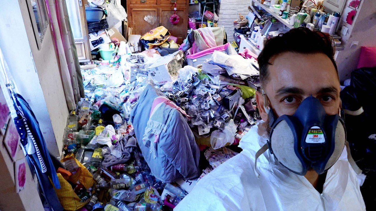 Syndrome de Diogène : une journée avec Christophe, «nettoyeur de l’extrême»