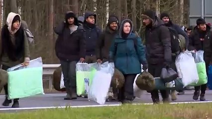 Acampamento na fronteira bielorrussa desmantelado, migrantes transferidos para centro de acolhimento