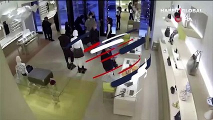 ABD'de Louis Vuitton mağazasında dakikalar içinde 100 bin dolarlık soygun