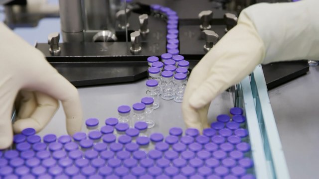 Coronavirus vaccine approved in time for Christmas