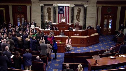 美 하원, 바이든 역점 사업 2천조 원 예산안 처리 / YTN