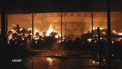 Fire breaks out on a farm in Marden