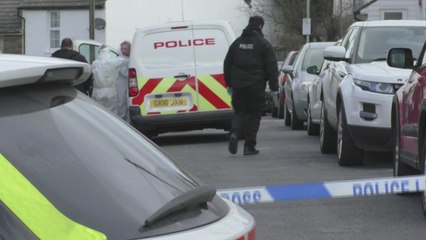 Foresnic crews and sniffer dogs search Hamerton Road in Northfleet