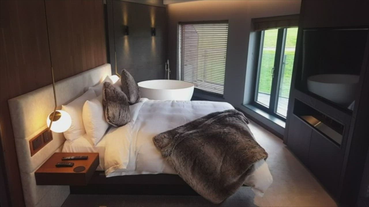 Cave Hotel IV