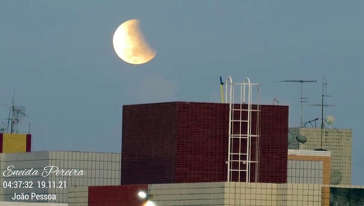 Quem viu? Separamos as melhores imagens do ecli...