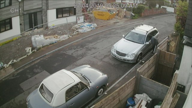 CCTV footage captures man fleeing after smashing car window in Tankerton