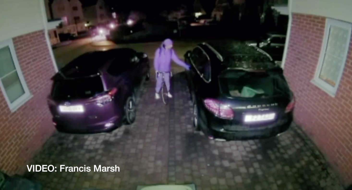 Residents told to keep car keys in microwave after breakins of cars