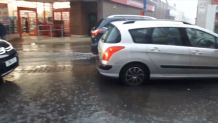 Kent thunderstorm causes flooding on Sheppey High Street