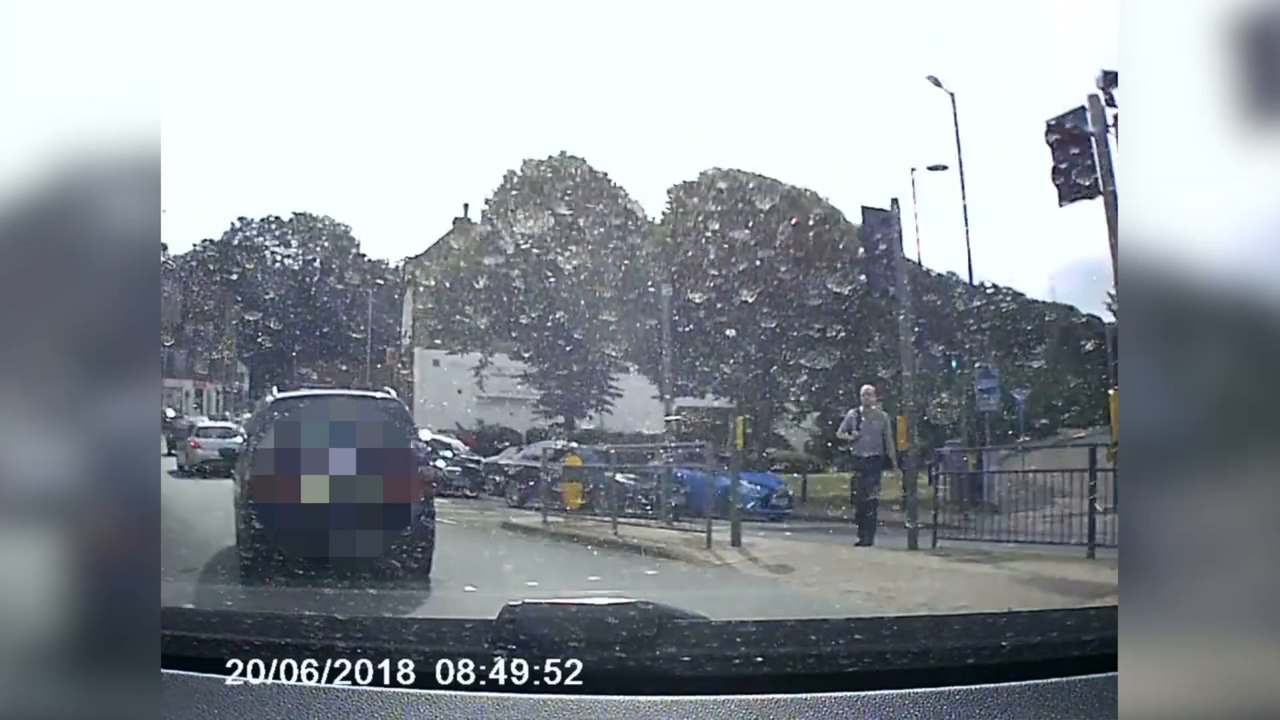 Dartford kids open moving car door