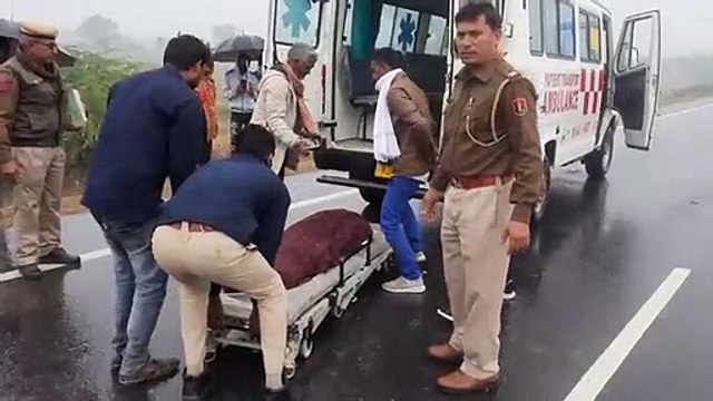 अज्ञात वाहन ने एक जने को कुचला, मृतक की नहीं हुई पहचान। देखे वीडियो