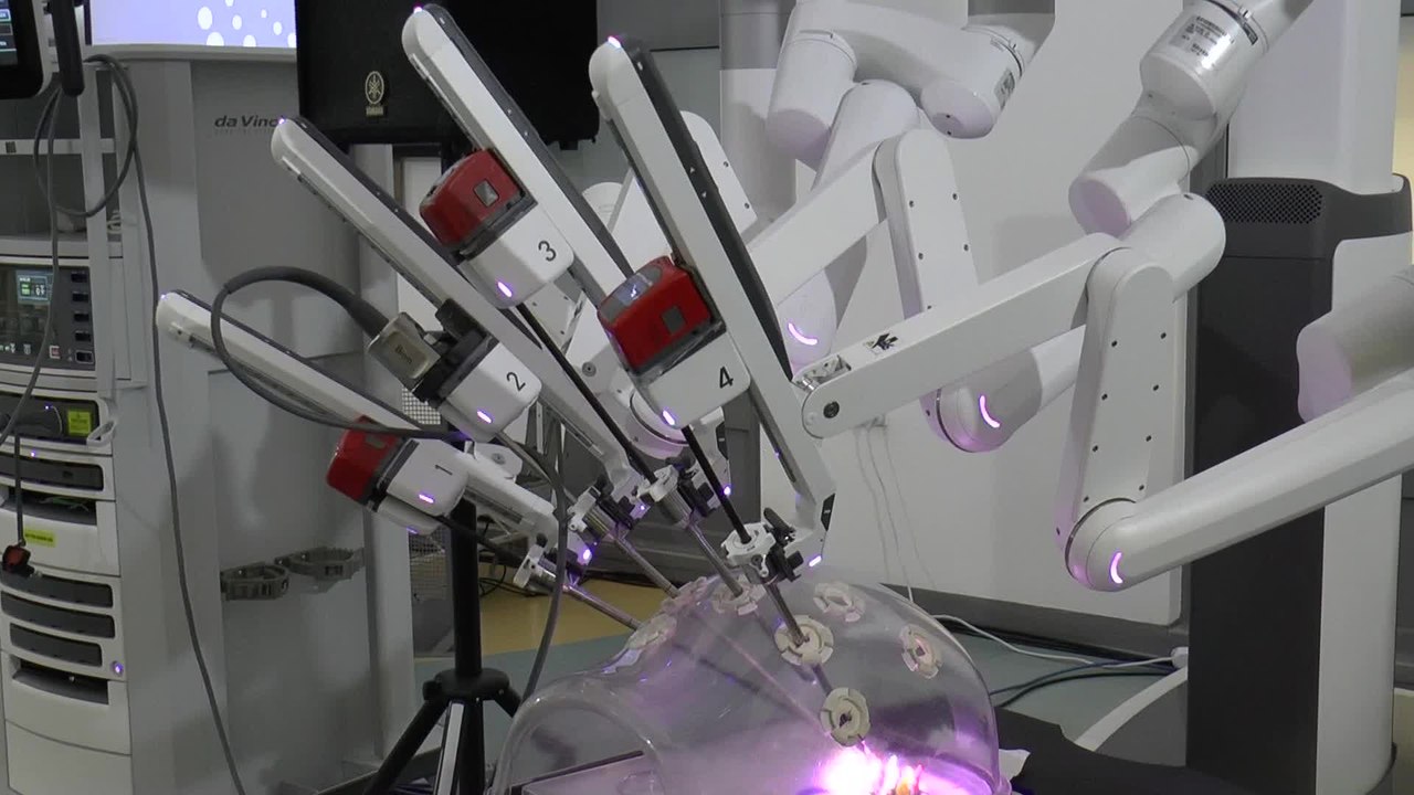 A new surgical robot's unveiled at Medway Maritime Hospital