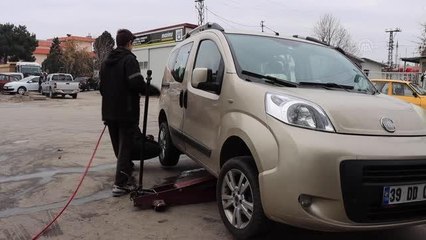 KIRKLARELİ - Kışın duruş mesafesini kısaltan kış lastiği hayat kurtarıyor