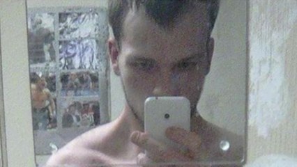 Violent prisoner sends posts to Facebook from his cell