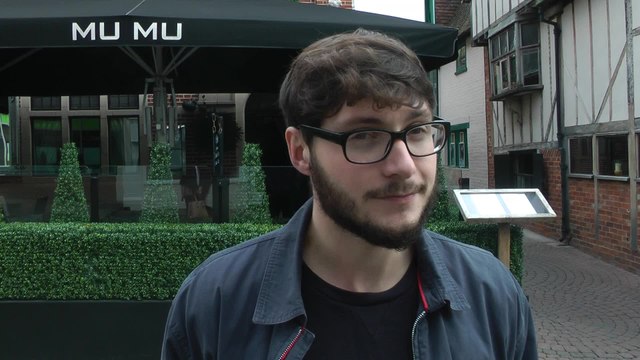 Mobile phone companies charge customers after contract expiry