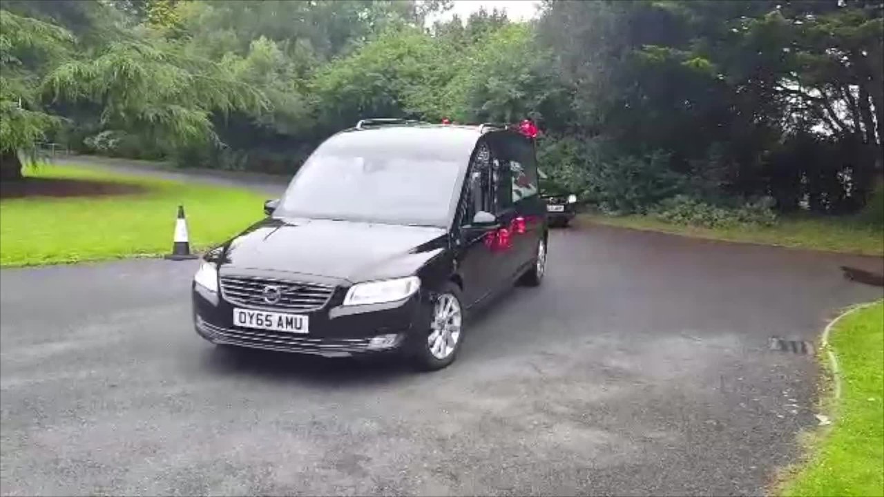 Hundreds have paid their respects to teenager Taiyah Peebles who died on train tracks in Herne Bay.