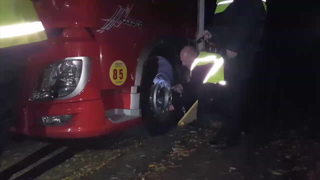 A20 lorry clamping trial begins