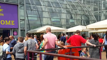 Bluewater Shopping Centre evacuated
