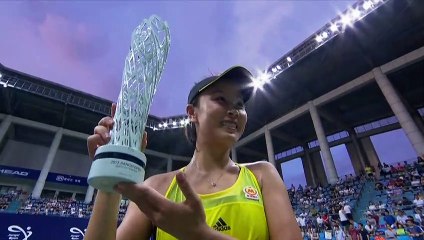 China struggles to ease concern over tennis star's disappearance