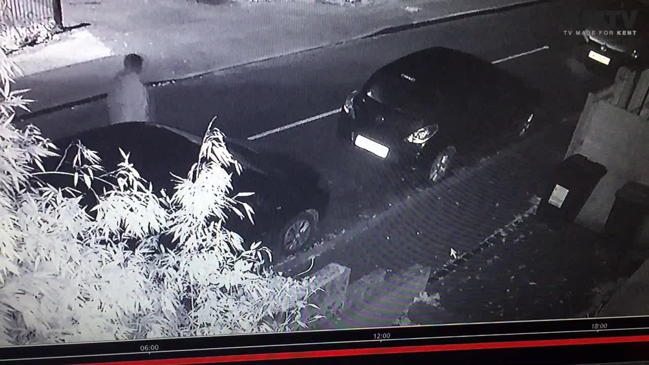 Theft in Wouldham CCTV
