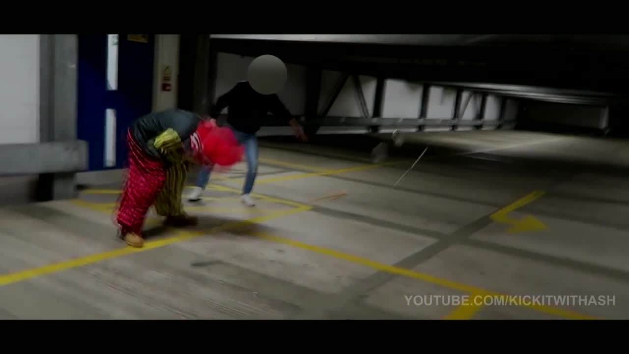 Killer clown prank goes wrong