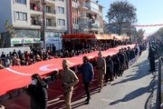 Edirne'de kurtuluş günü kutlaması; 100 metrelik Türk bayrağı taşıdılar