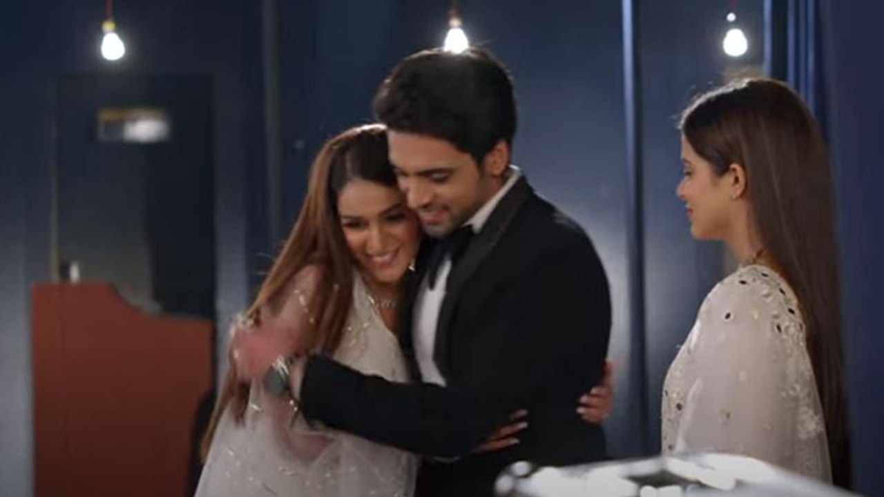 Thapki Pyar Ki S2 episode 44 promo ;  Thapki jealous to see Purab hugging girl | FilmiBeat