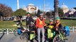 Bisikletle Avrupa ve Asya turuna çıkan Fransız aile Konya'da mola verdi