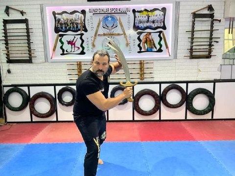 HOLLYWOOD YILDIZLARINA MALATYA'DA DÖVÜŞ EĞİTİMİ