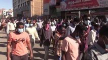 Sudan'da askeri yönetim protesto edildi