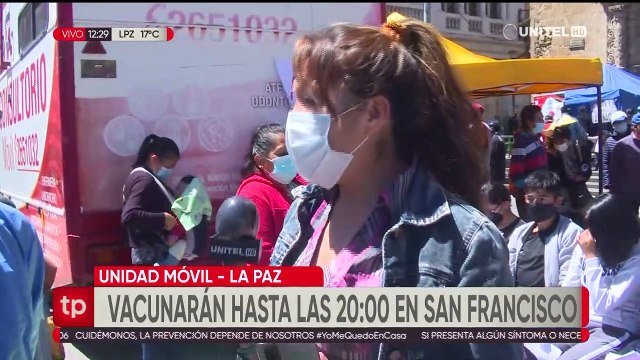 Los adolescentes protagonizan la jornada de vacunación de este domingo