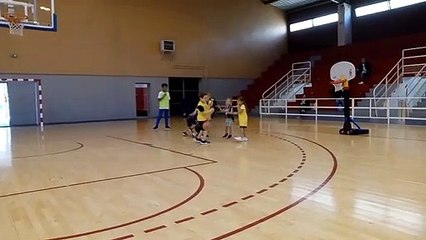 20/11/2021 - 1er match des U7 (SANARY)