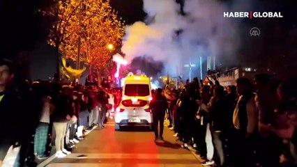 Fenerbahçe'ye Samandıra'da coşkulu karşılama