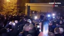 Ukrayna’da protestocular Başkanlık binasını basmaya çalıştı