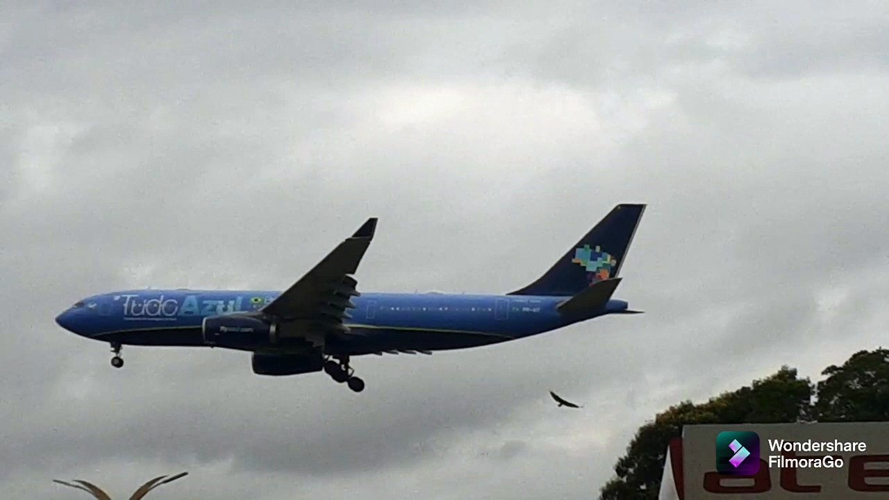 Airbus A330 PR-AIT,Airbus A320 PR-TYA e Boeing 737-800 PR-GUH