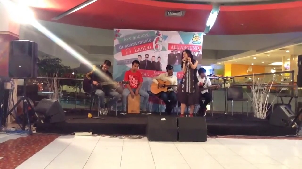 Izinkan Aku Menyayangimu - Octopus Band(cover Iwan fals)