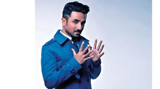 I won't stop, here to do my job: Vir Das speaks on 'two Indias' controversy