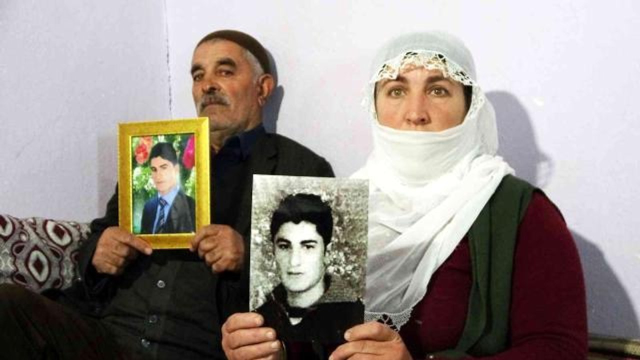 Oğlunun dağdan dönmesini bekleyen anne: "10 yıldır bir düğüne gidip oyun oynayamadık"
