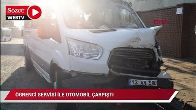Öğrenci servisi otomobil ile çarpıştı