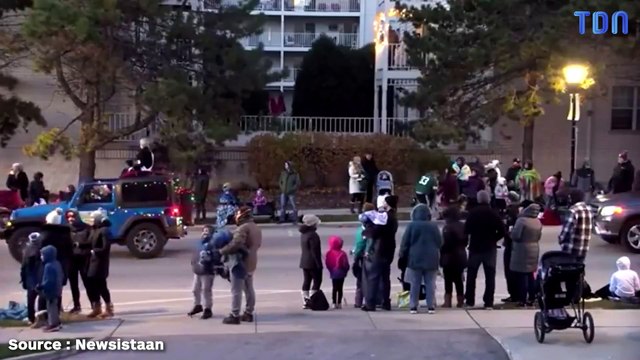 Etats-Unis : un automobiliste percute une foule lors d'une parade de Noël dans le Wisconsin et fait au moins cinq morts et 40 blessés
