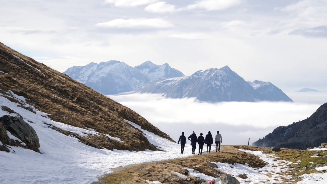 Reportage - Nans Peters et Geoffrey Bouchard à Vaujany avec leur équipe